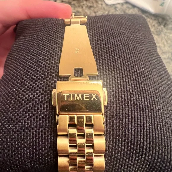 Timex x Jacqui Aiche Sunrise Limited Edition 36mm watch - Picture 6 of 16